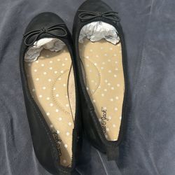 Girls Black Flats Size 1
