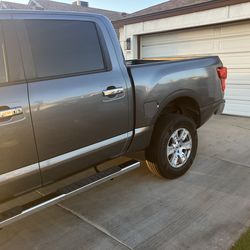 2018 Nissan Titan