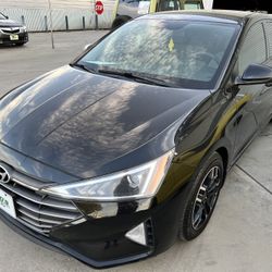 2019 Hyundai Elantra Clean Title 