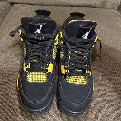 Jordan 4 Retro Thunder ( 2023 )
