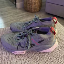 Women’s Nike ZoomX Zegama Trail Mica Green size 9 