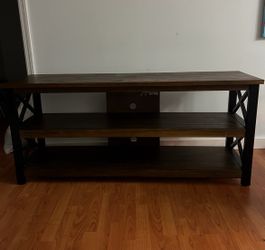 Free wooden Tv stand