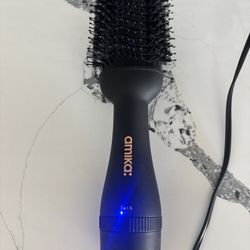 Dry Brush Amika Gently Used 