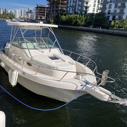 ProLine 2950 Walkaround 33ft - New engines- Twin 2023 Suzuki 250 With Only 30 Hours - AC Cabin - Sleeps 6 - Tons Of Upgrades - Get Ready For Summer!