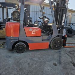 WORD FORKLIFT 2006