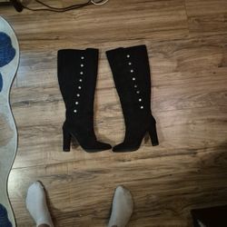 Beautiful Brand New Suade Black Boots