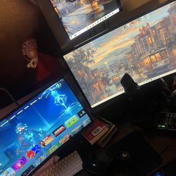 3 Monitors