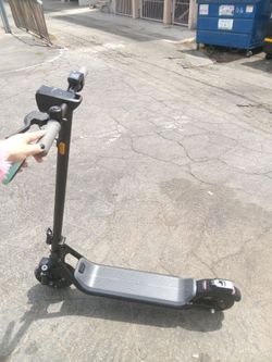 Niu 100p Electric Scooter