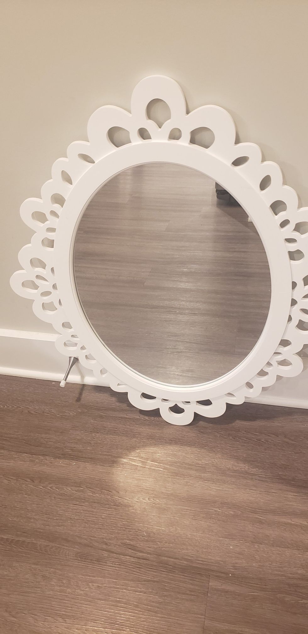 $20 mirror, almost new