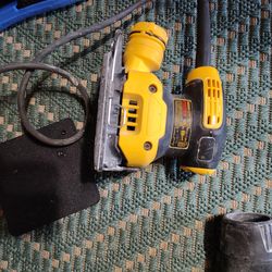 DeWalt sander
