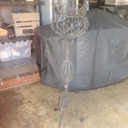 Plant stand