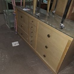 Mcm Dresser 