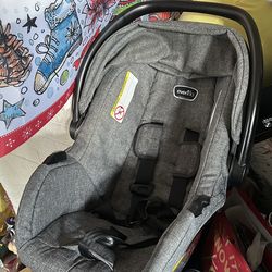Evenflo Pivot Modular Travel System with LiteMax Infant Car Seat, Casual Gray