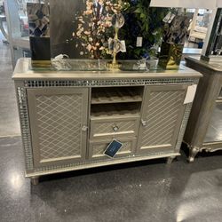 SERVER/ SIDEBOARD