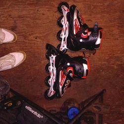 Mongoose Rollerskates