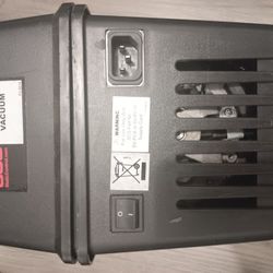 Clean Room Vacuum. 100% Dust Free