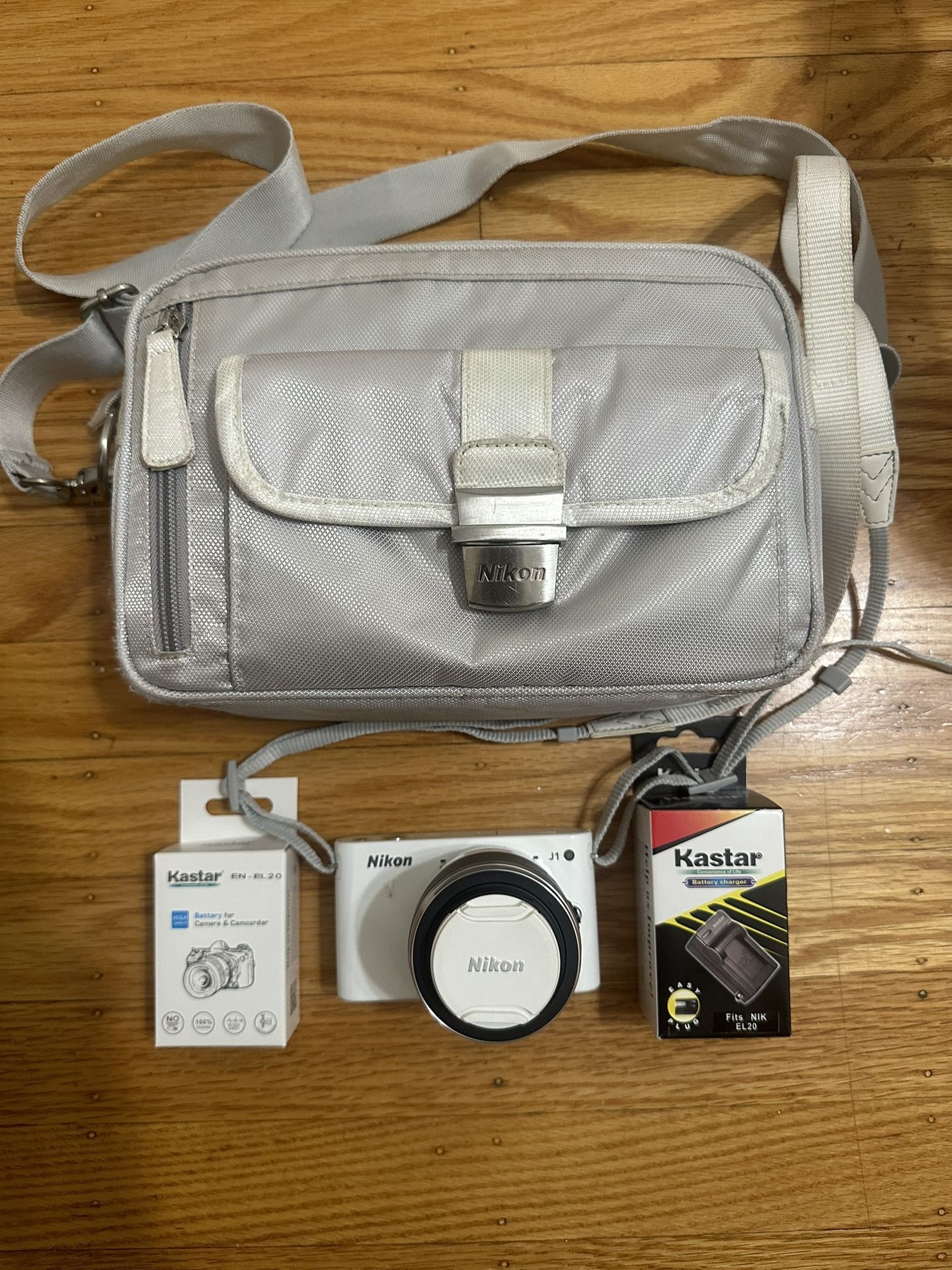 Nikon 1 J1 10.1MP Digital Camera - White w/ 30-110mm Lens