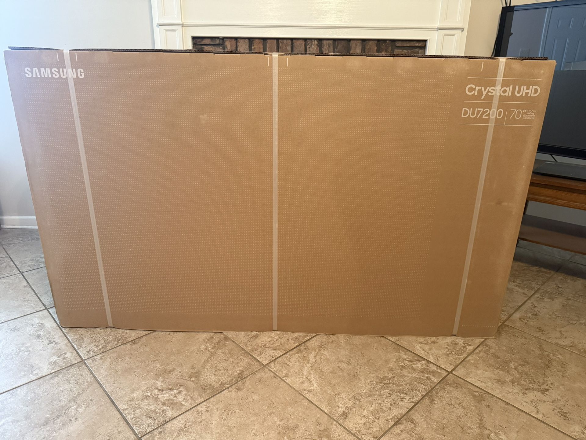 New Samsung 70” 4K Smart TV 2024.