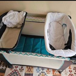 Ingenuity play pen bassinet and change table