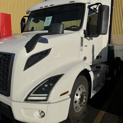 2019 Volvo VNR300 