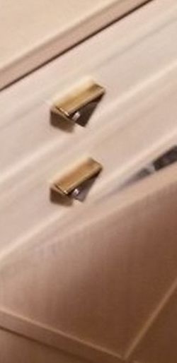 Buffet Table With Drawer