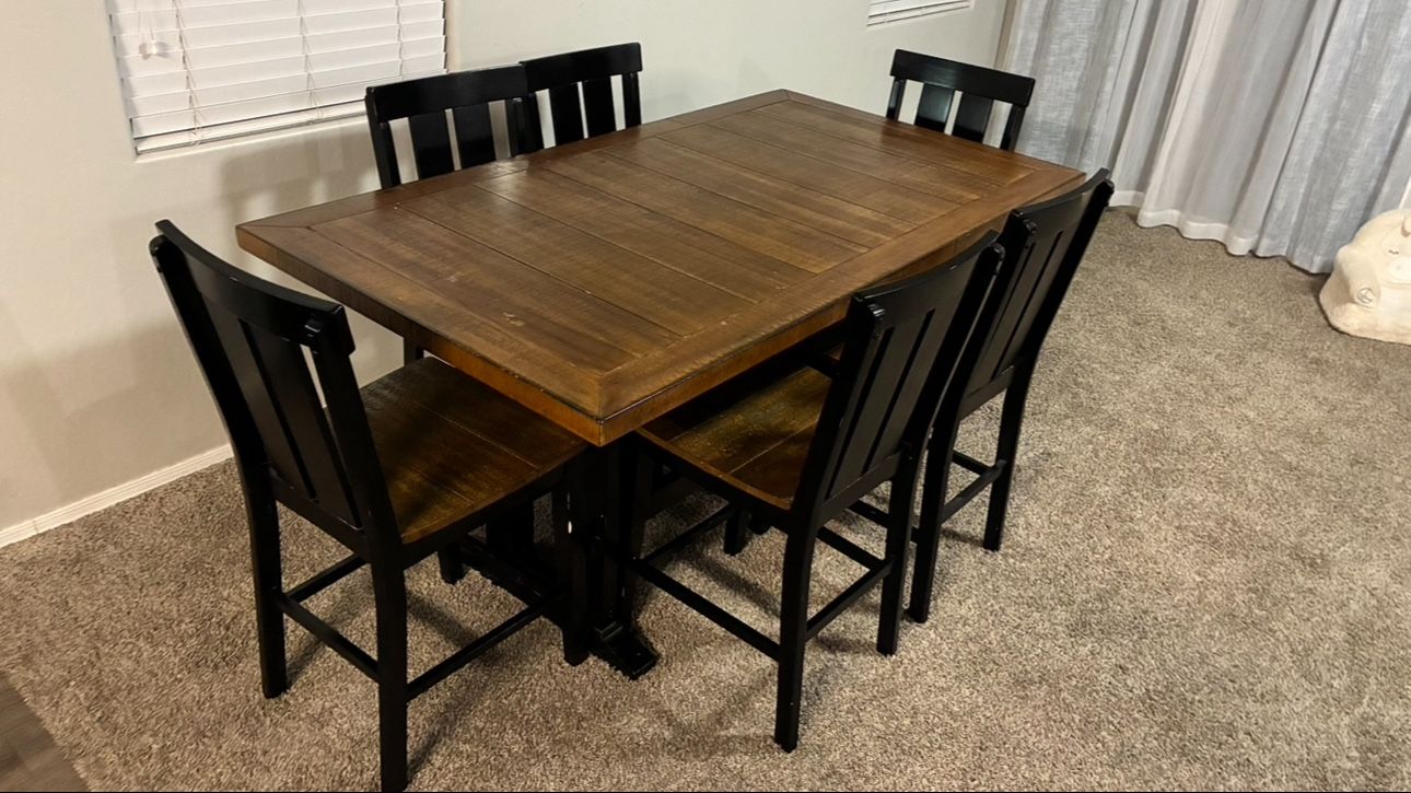 Dining Table Set
