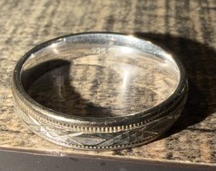 Small Ring $40