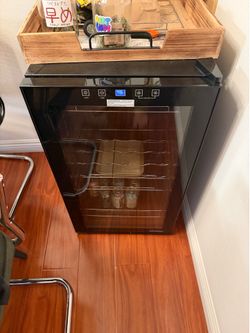 Vinotemp VT-34 TS wine fridge