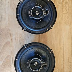 Pioneer 6 inch Speakers