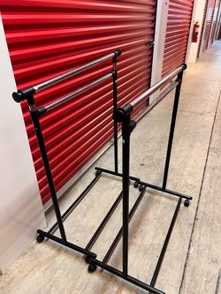 Clothing rack