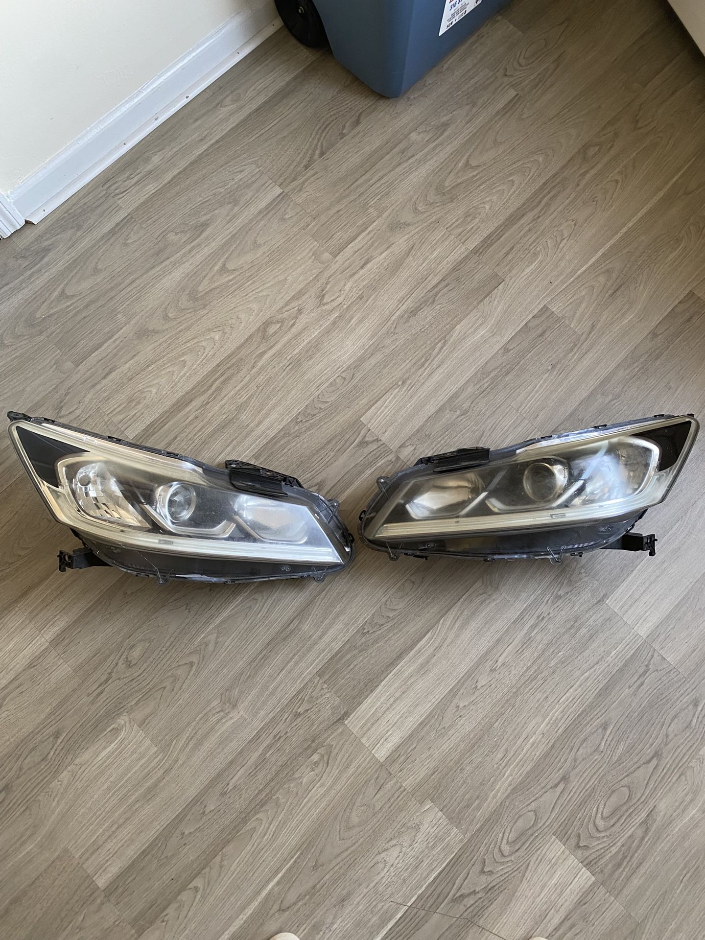 2017 Honda Accord Front Lights