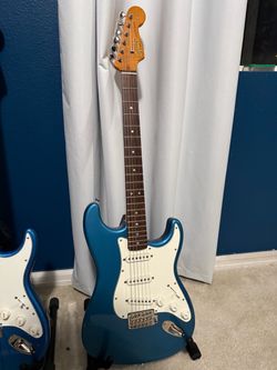 Fender squier blue Strat