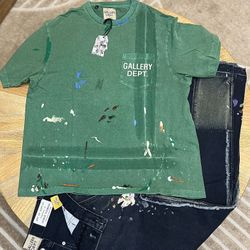 Gallery Department Set Brand New With Bag OBO 