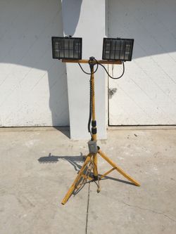 Halogen shop light