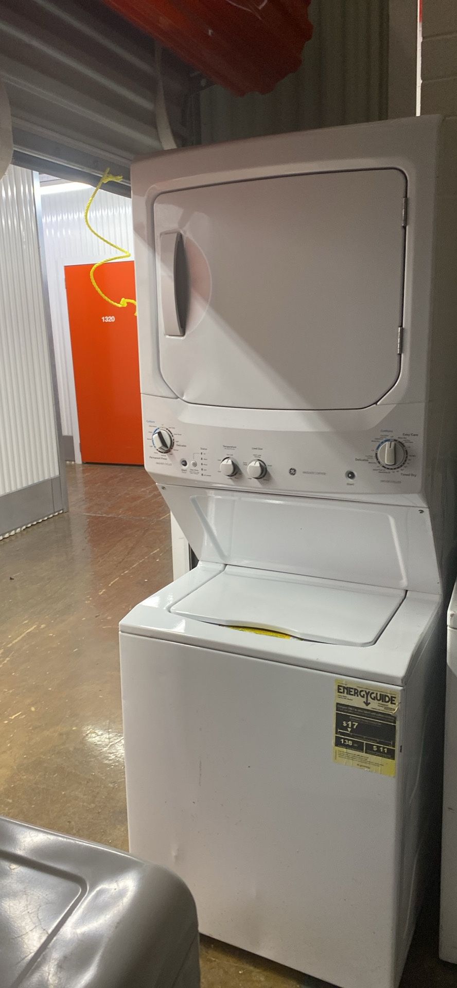 Combo G E stackable Washer dryer
