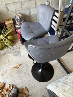 Stool chairs