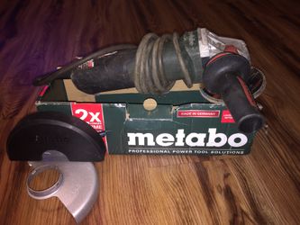 Metabo Grinder (Cuts Threw Metal)