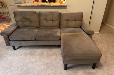 Modern Gray Sectional Sofa with Chaise - Clean & Comfortable