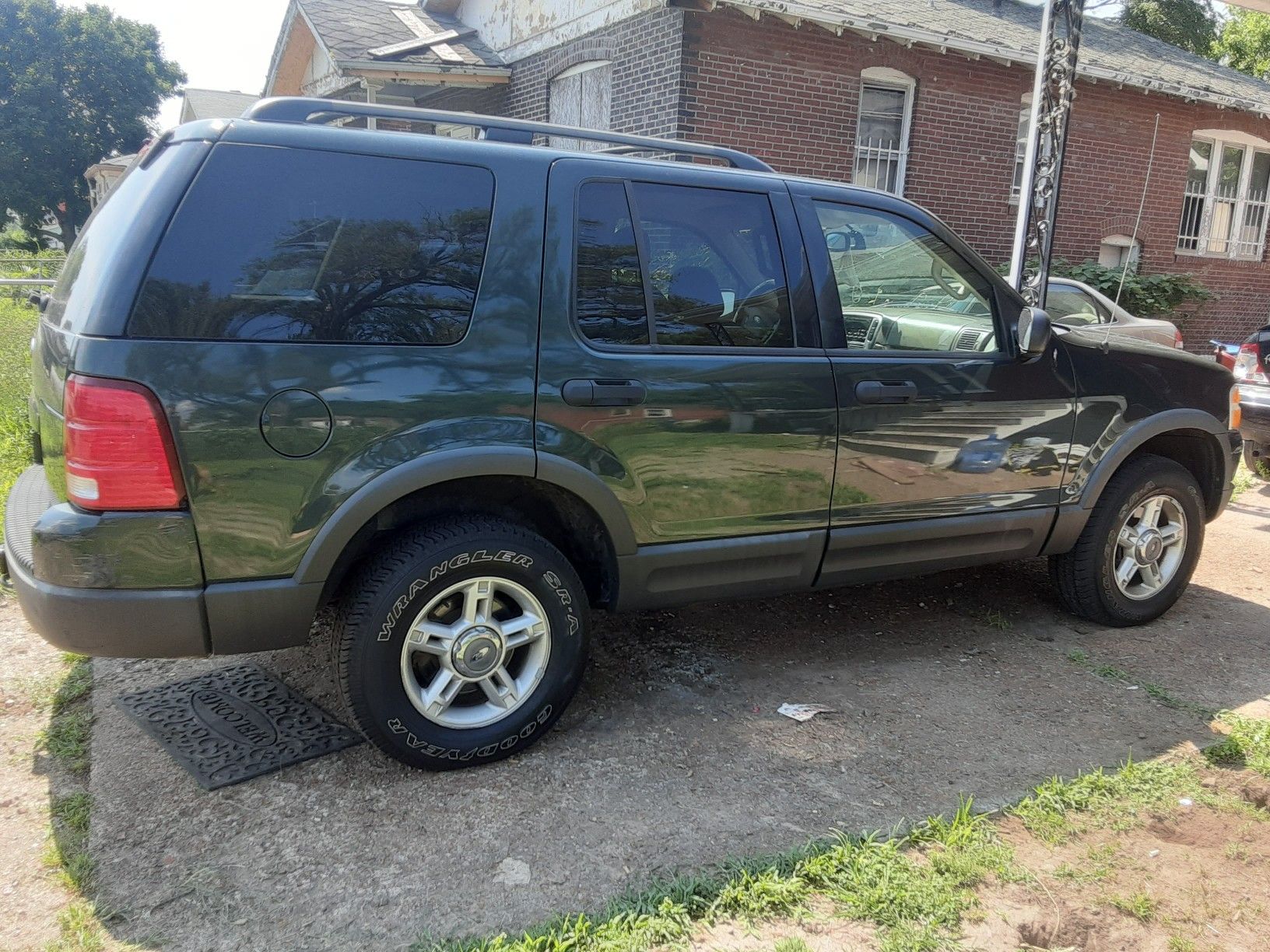 2003 Ford Explorer