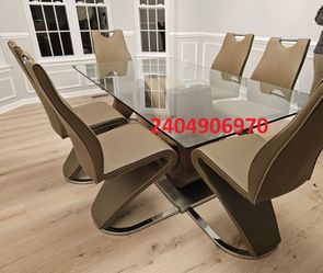 New stock Global USA D4126N DINING TABLE AND 6 DINING CHAIRS