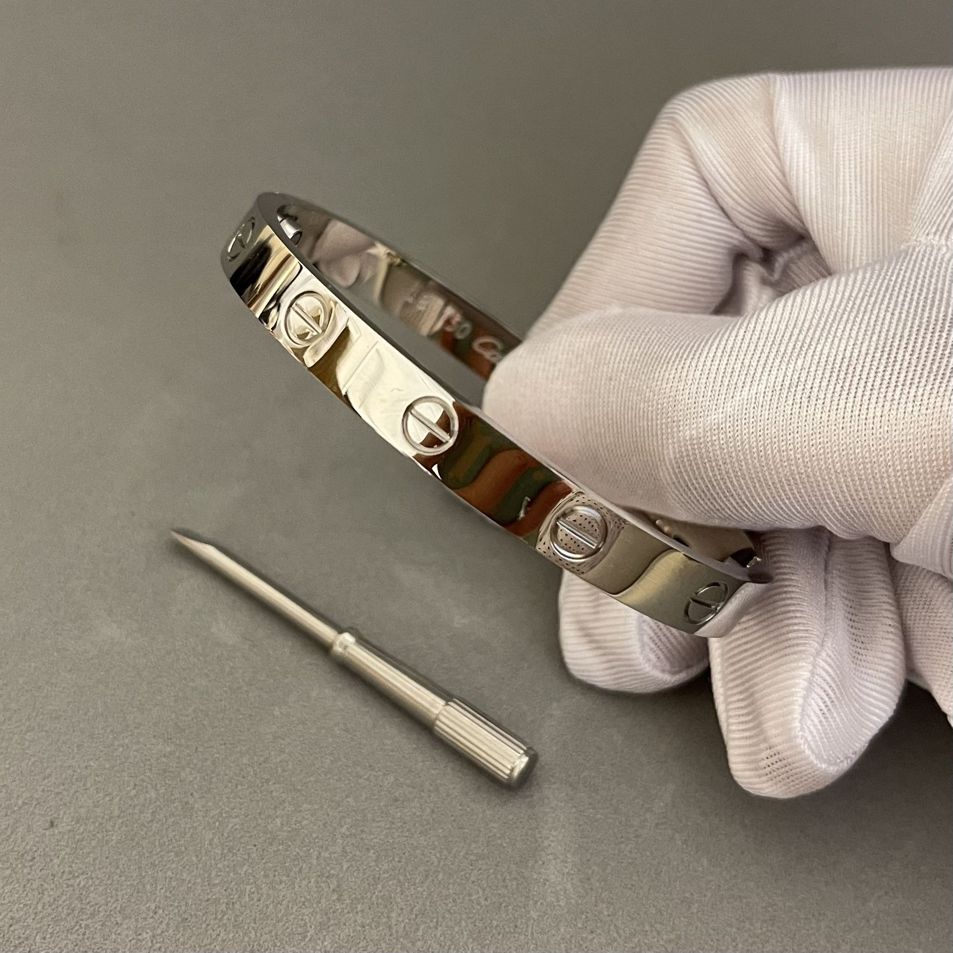 Cartier love bracelet