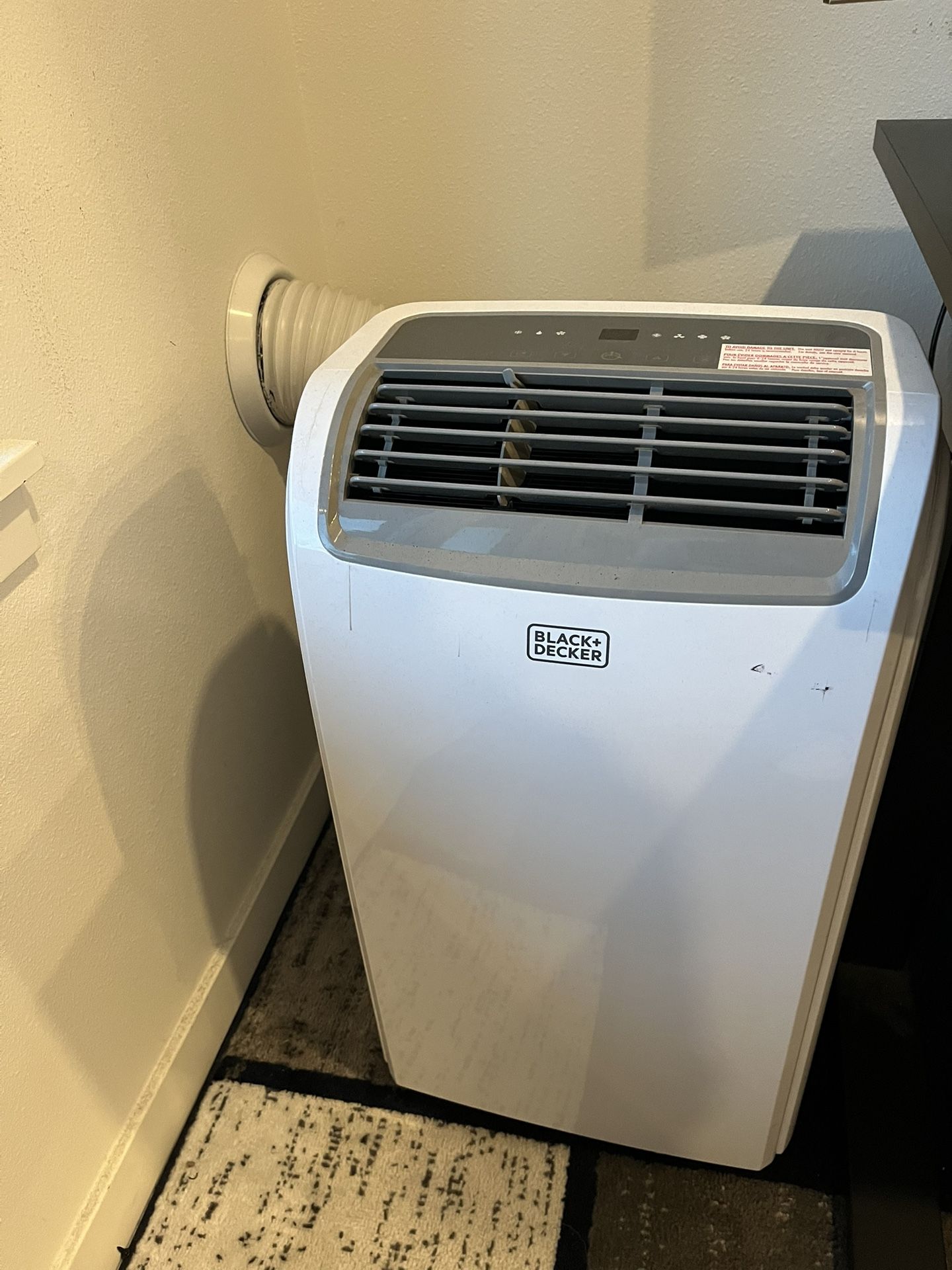 Black + Decker Portable AC Unit 8000 BTU