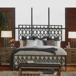 Queen Metal Bed Frame 