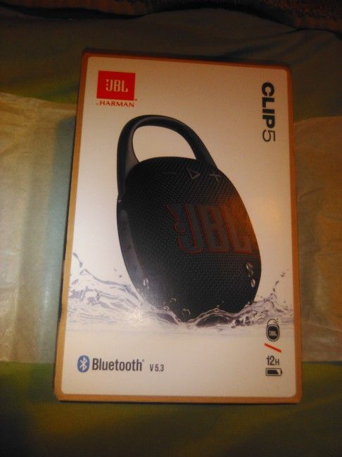 JBL Clip 5 Portable Bluetooth