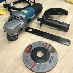 Makita Grinder 