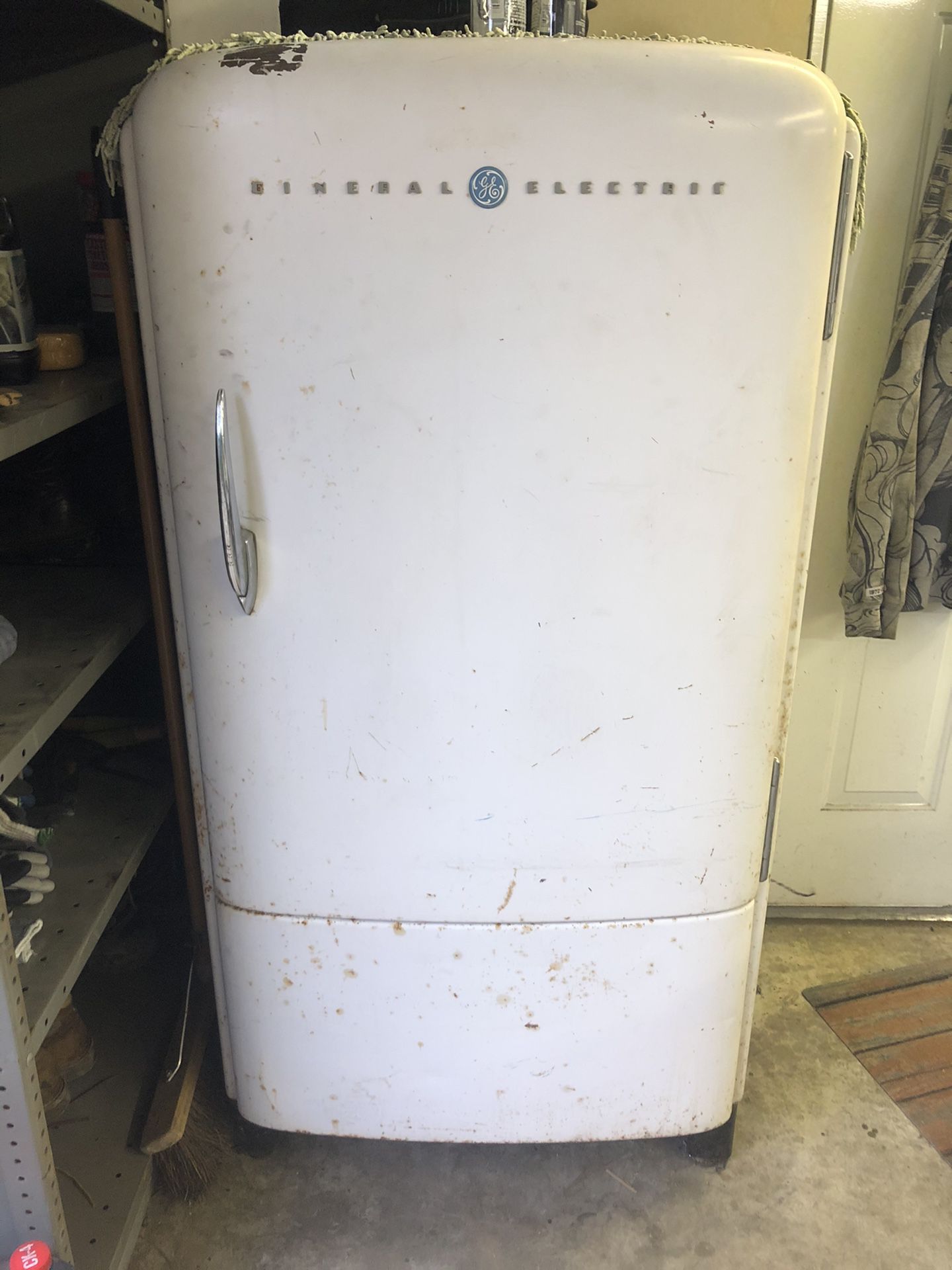 vintage general electric refrigerator