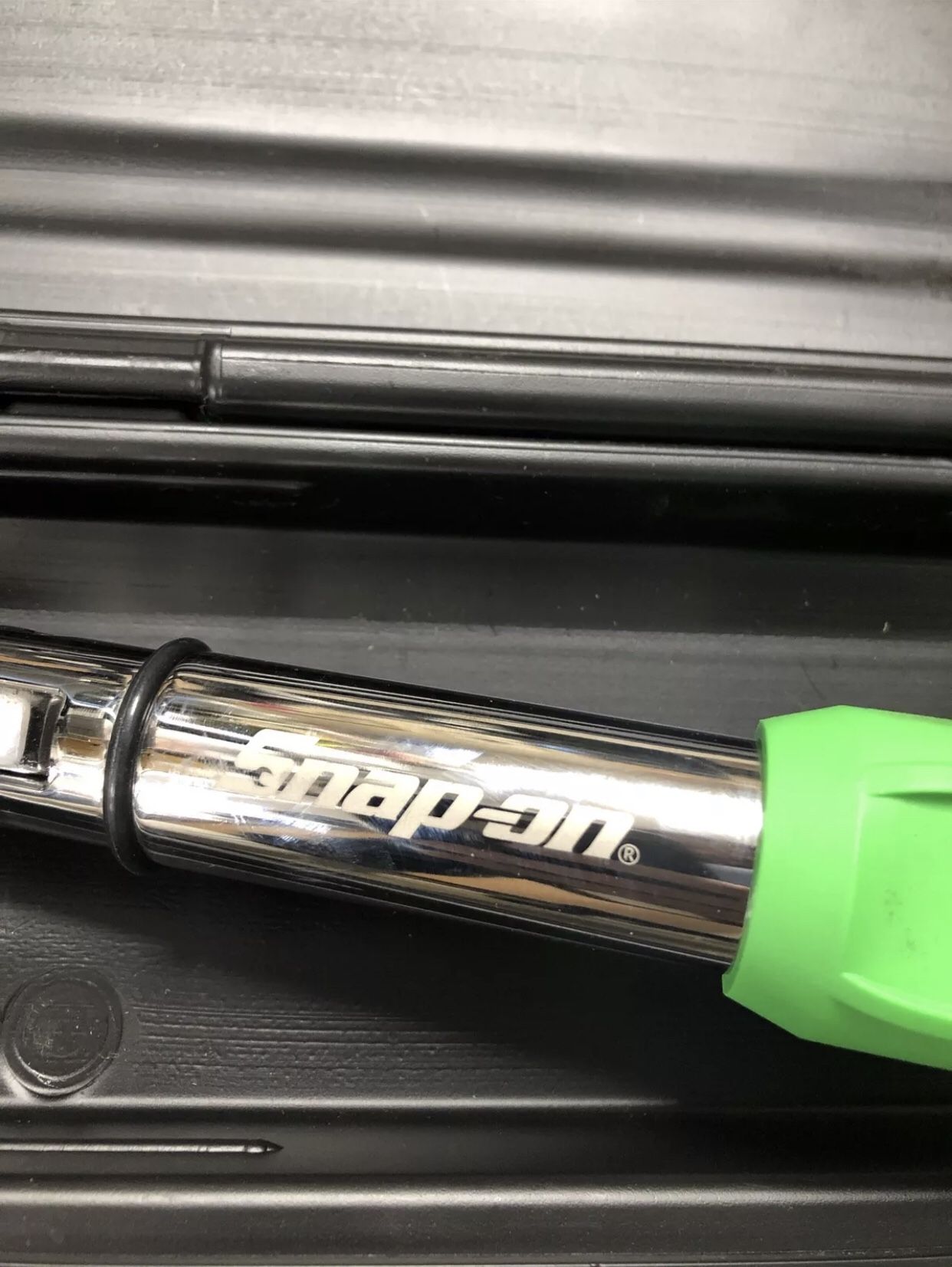 Snap-On 3/8" Dr. TechAngle Flex-Head Torque Wrench 5-100 ft-lb ATECH2F100GB USA. New/Never Been Used. Assembled In The USA 🇺🇸