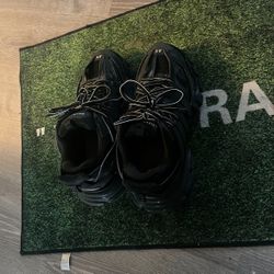 Balanciaga Size 10.5