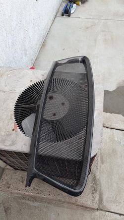 Q60 carbon fiber grill