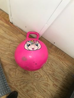 Toddler bounce seat ball